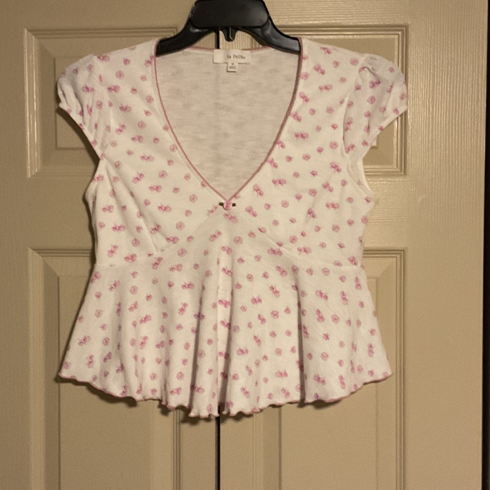 La Peche White and Pink Floral Peplum Shirt
